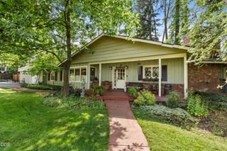 158 Renault Avenue, Medford, OR 97501