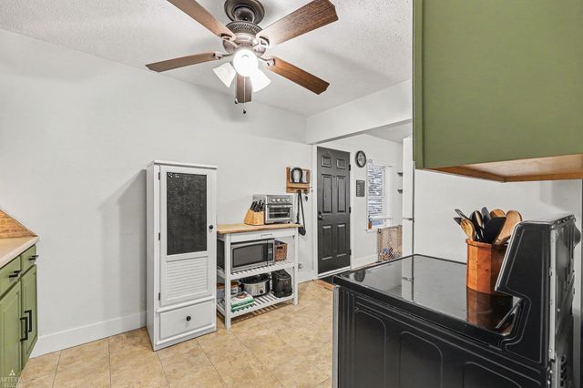 46822 Huling Street, Shelby Twp, MI 48317