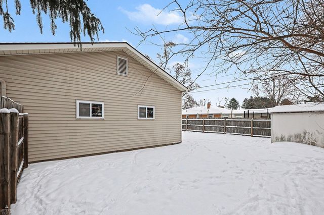 46822 Huling Street, Shelby Twp, MI 48317