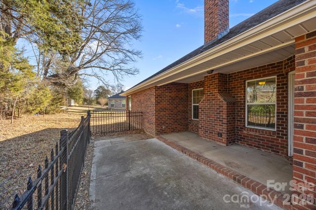 855 Juanita Drive SW, Concord, NC 28027