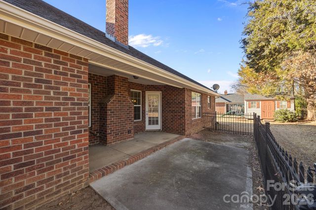 855 Juanita Drive SW, Concord, NC 28027