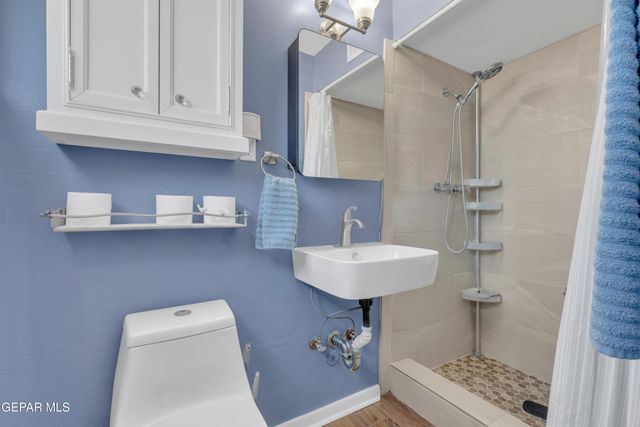 400 Perth Court, El Paso, TX 79922