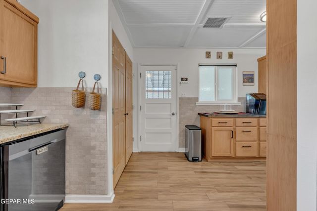 400 Perth Court, El Paso, TX 79922