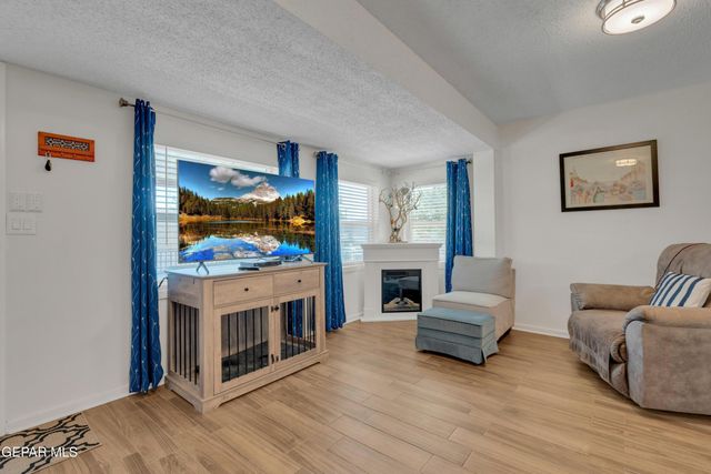 400 Perth Court, El Paso, TX 79922