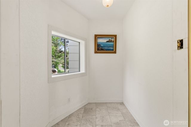 315 Pine Street, South Bend, WA 98586