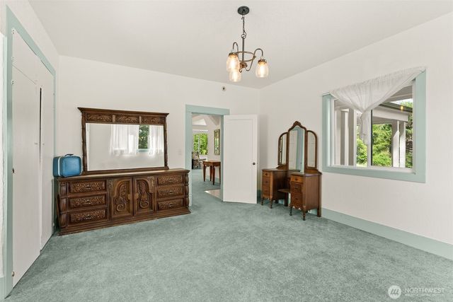 315 Pine Street, South Bend, WA 98586
