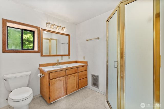 315 Pine Street, South Bend, WA 98586