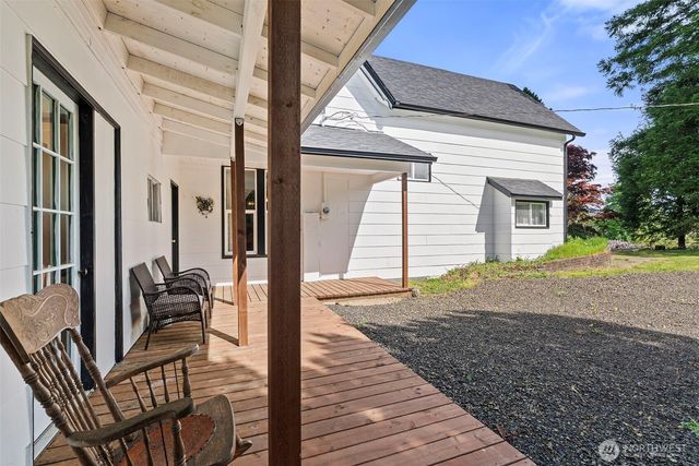 315 Pine Street, South Bend, WA 98586