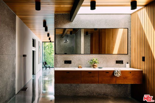 5637 Busch Drive, Malibu, CA 90265