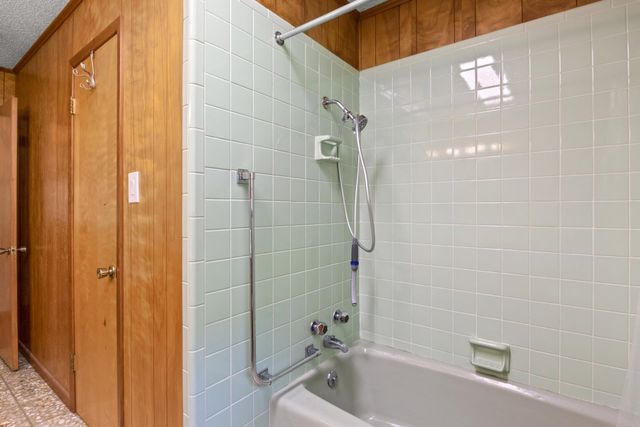 101 Martin St., Naples, TX 75568