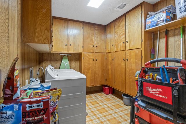 101 Martin St., Naples, TX 75568