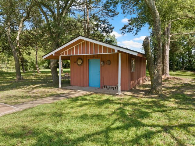 101 Martin St., Naples, TX 75568