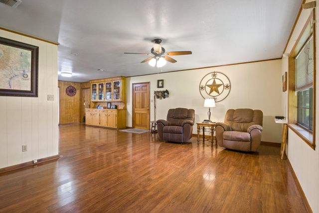 101 Martin St., Naples, TX 75568