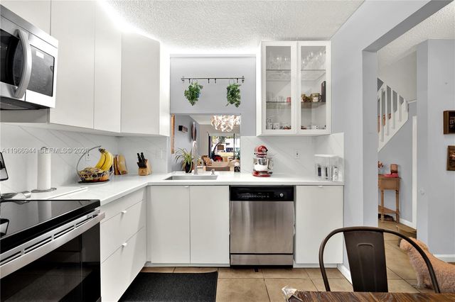 3437 S Carambola Cir S 2463, Coconut Creek, FL 33066