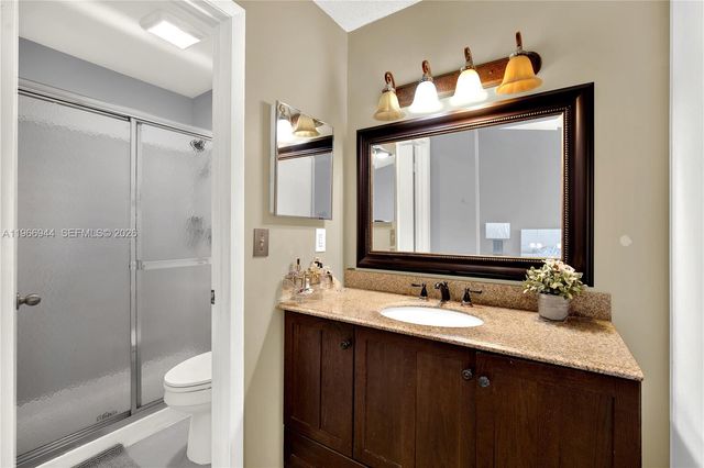 3437 S Carambola Cir S 2463, Coconut Creek, FL 33066