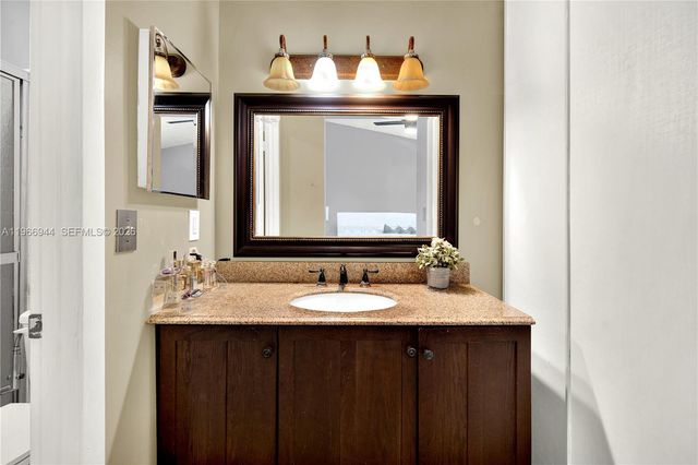 3437 S Carambola Cir S 2463, Coconut Creek, FL 33066