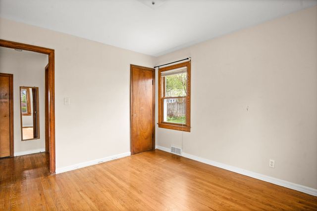 511 Elm Avenue, Geneva, IL 60134