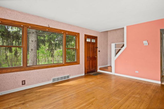 511 Elm Avenue, Geneva, IL 60134