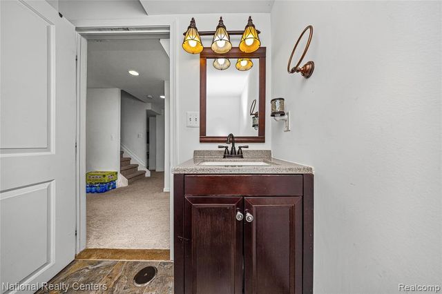 1295 East Lake Drive, Novi, MI 48377