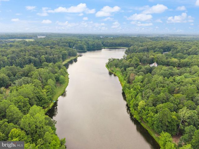 4407 WHITETAIL LN, Bealeton, VA 22712