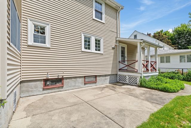 188 Brighton St, Belmont, MA 02478