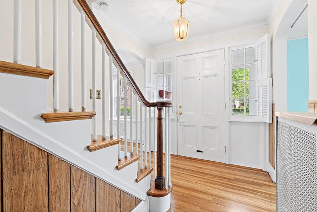 188 Brighton St, Belmont, MA 02478