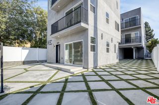 10826 1/2 Hesby Street, North Hollywood, CA 91601