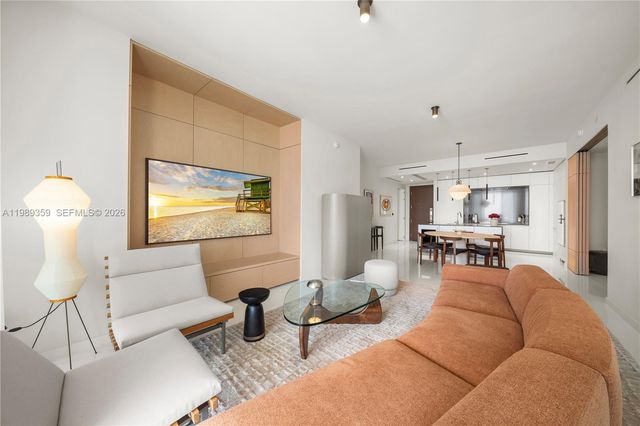 300 Biscayne Boulevard Way 3005W, Miami, FL 33131