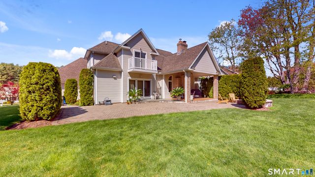 44 Chippenwood Lane, Bristol, CT 06010