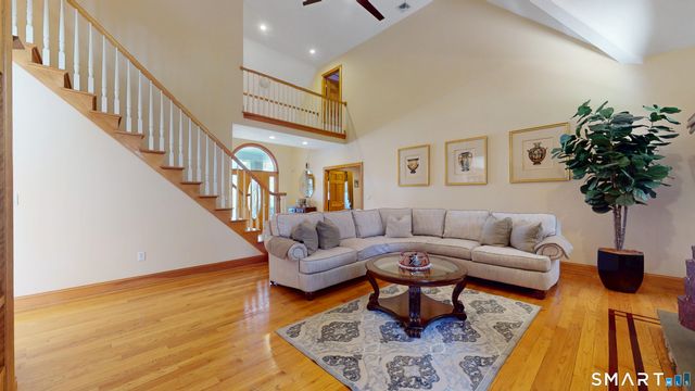 44 Chippenwood Lane, Bristol, CT 06010