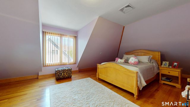 44 Chippenwood Lane, Bristol, CT 06010