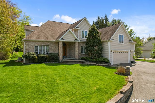 44 Chippenwood Lane, Bristol, CT 06010
