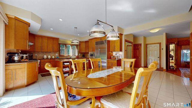 44 Chippenwood Lane, Bristol, CT 06010