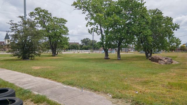 0 W Montgomery Road, Houston, TX 77088