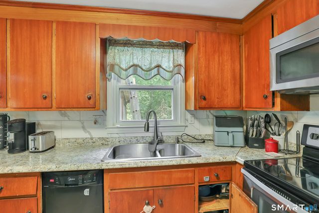 49 Christy Hill Road, Ledyard, CT 06335