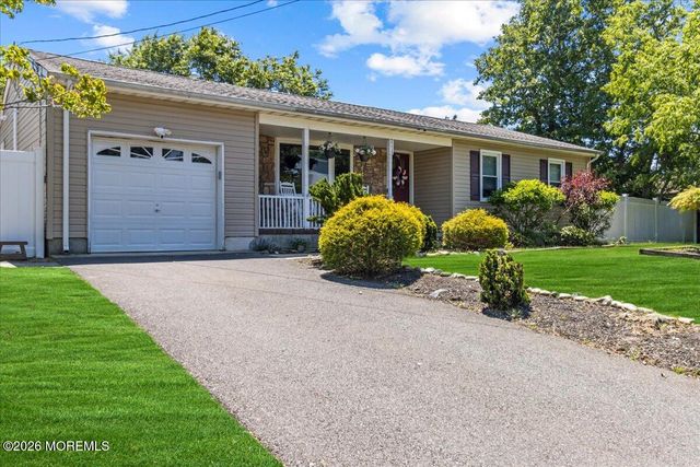 2115 Pineview Road, Forked River, NJ 08731
