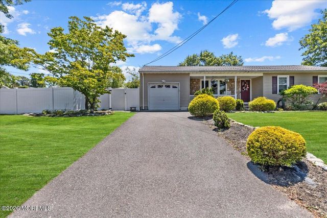 2115 Pineview Road, Forked River, NJ 08731