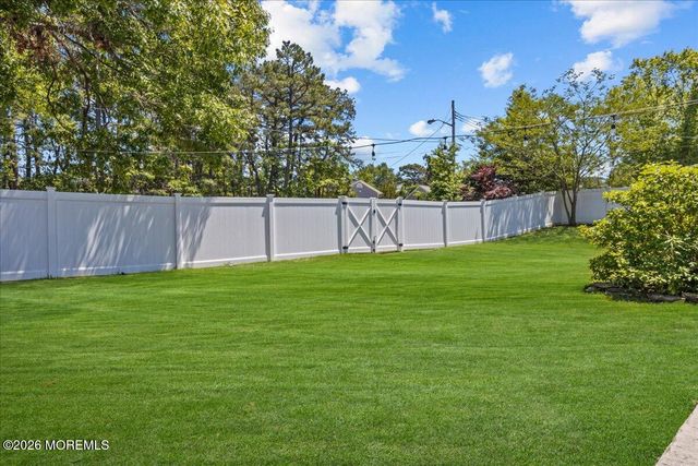 2115 Pineview Road, Forked River, NJ 08731