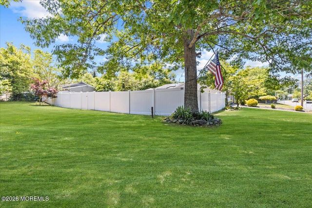 2115 Pineview Road, Forked River, NJ 08731
