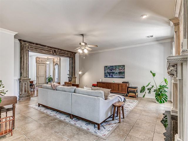 2601 Ashebriar Lane, Edmond, OK 73034