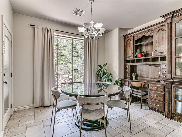 2601 Ashebriar Lane, Edmond, OK 73034