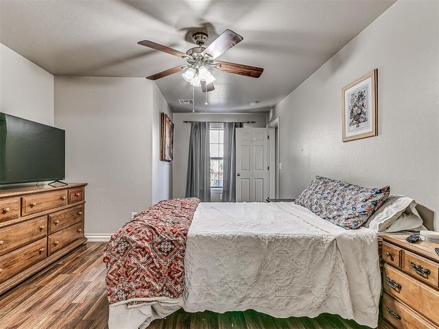 2601 Ashebriar Lane, Edmond, OK 73034