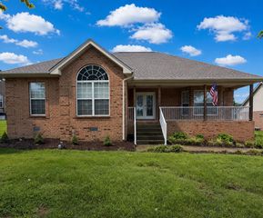 819 Oslo Rd, Mount Juliet, TN 37122
