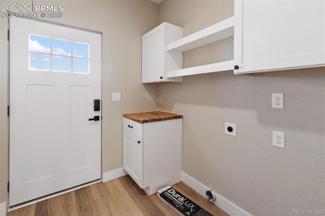 203 W Womack Avenue, Cripple Creek, CO 80813
