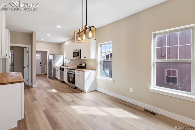 203 W Womack Avenue, Cripple Creek, CO 80813