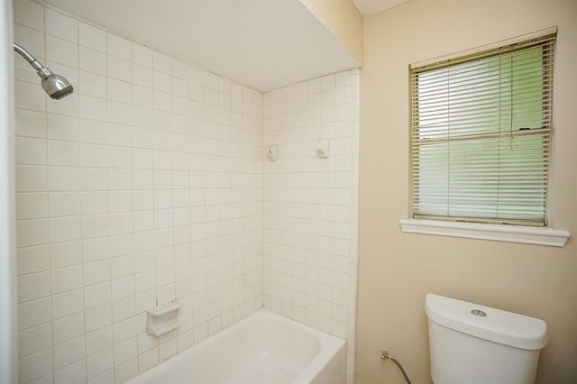 13626 Woodchester Drive, Sugar Land, TX 77498