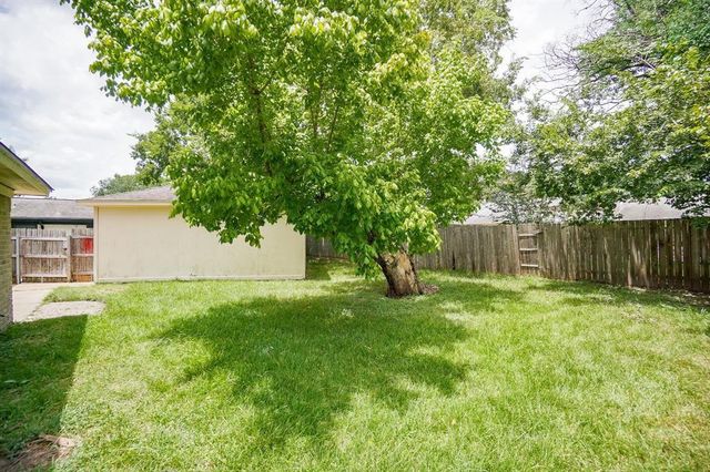 13626 Woodchester Drive, Sugar Land, TX 77498