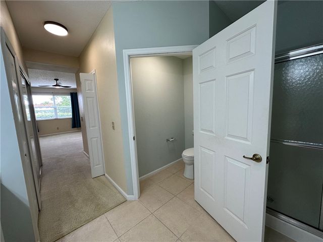275 Grand Royale Circle 101, Vero Beach, FL 32962