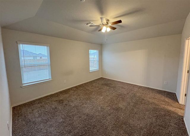 1109 S Appaloosa Lane, Mustang, OK 73064