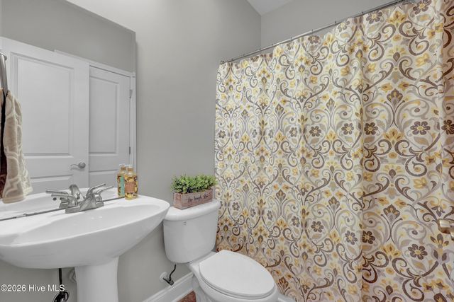 8010 Sweetgrass Court, Wilmington, NC 28412